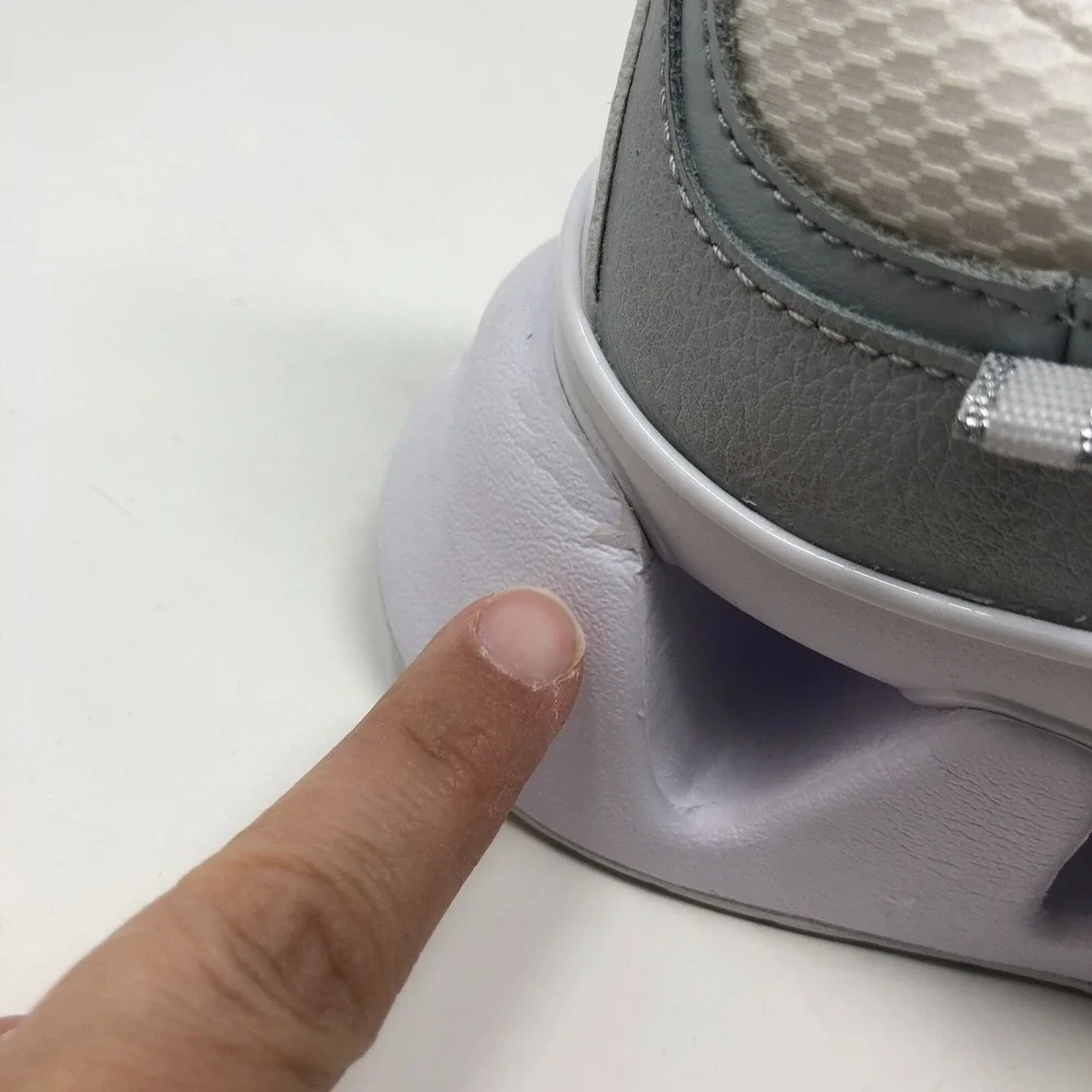Nike Ryz 365 2 Sneaker White Metallic Platinum‎ Womens 9.5 Activewear Running